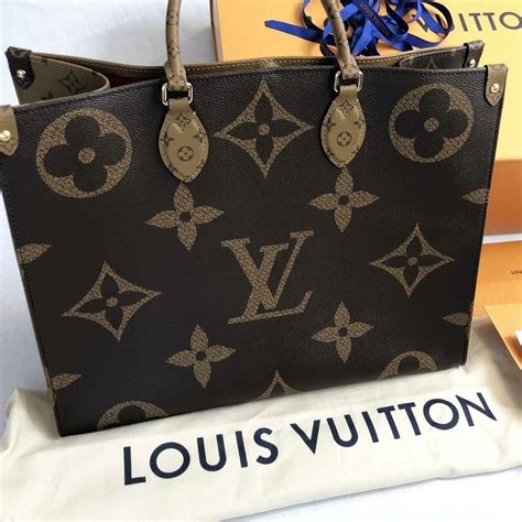 louis vuitton large bag